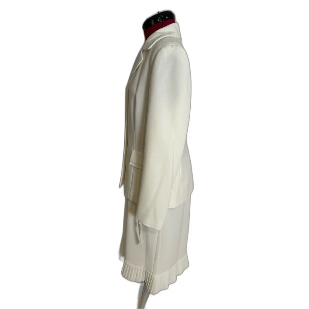 NWT Le Suit Skirt Suit Woman's Size 10 White 2-Piece Set Blazer & Skirt